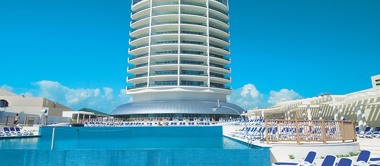 Seadust Cancun Beach Resort