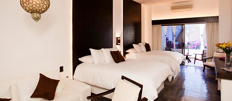 Bahia Hotel And Beach House