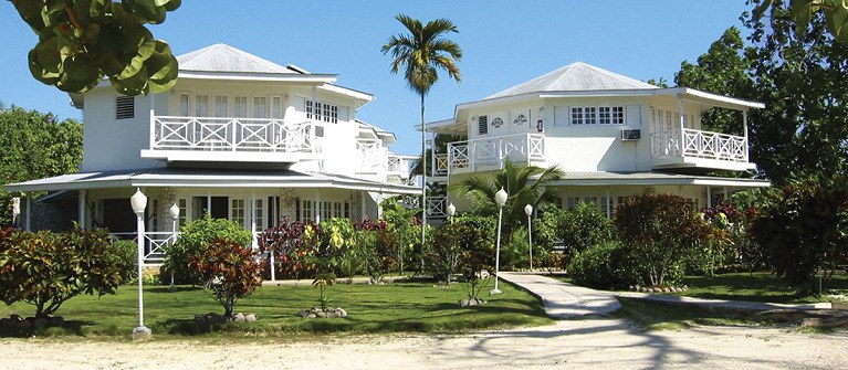 Beachcomber Club Resort