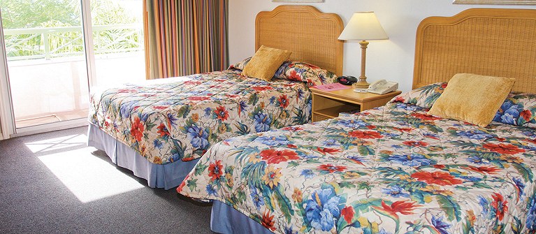Castaways Resort And Suites 