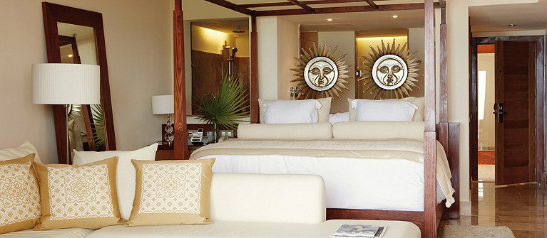 Excellence Playa Mujeres