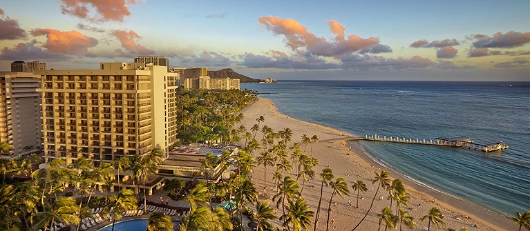 Hilton Hawaiian Village Waikiki Beach
