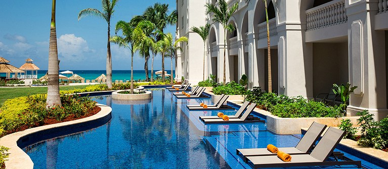 Hyatt Ziva Rose Hall