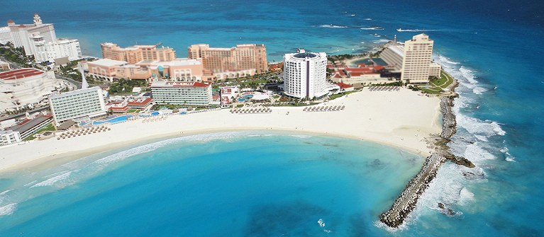 Krystal Grand Cancun