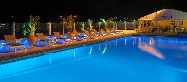 Le Beach Hotel