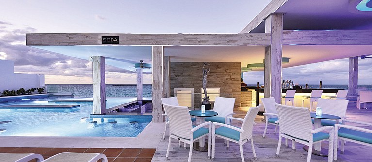Riu Palace Paradise Island