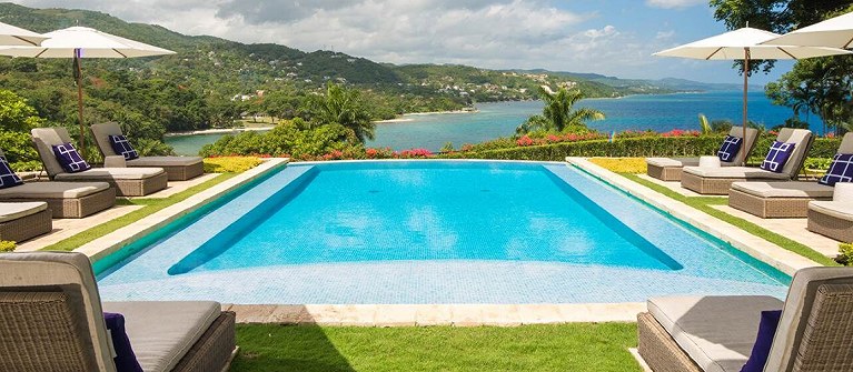 Round Hill Hotel And Villas