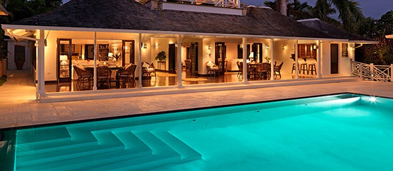 Round Hill Hotel And Villas