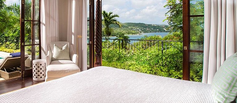 Round Hill Hotel And Villas