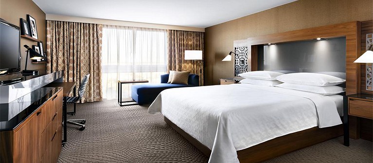 Sheraton Toronto Airport Hotel
