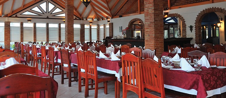 Vik Hotel Cayena Beach